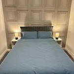 1 Bedroom Apartment, Free Parking, Not Shared! - Birmingham